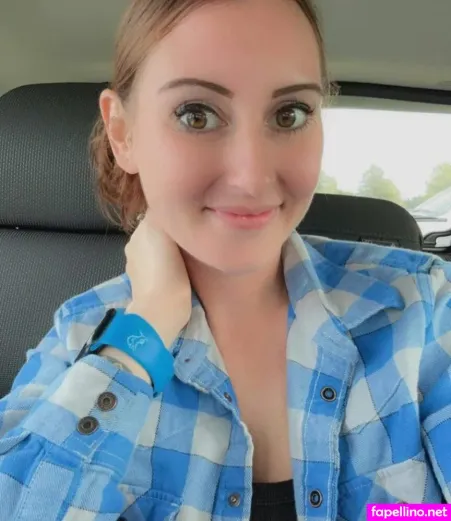 Emma Lynn OnlyFans Thumbnail #RpNobqZgJe