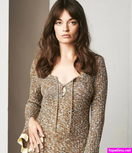 Emma Mackey OnlyFans Thumbnail #HYO89y7bI9