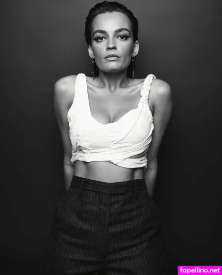 Emma Mackey OnlyFans Thumbnail #J4kuOJ6zi8