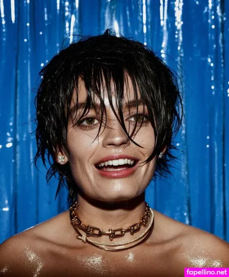 Emma Mackey OnlyFans Thumbnail #rk9G4I8Jyj