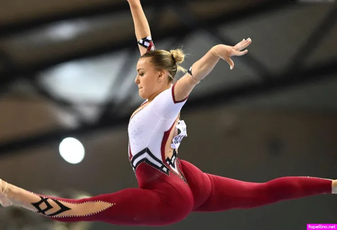 Emma Malewski OnlyFans Thumbnail #Kov2oEiLR1