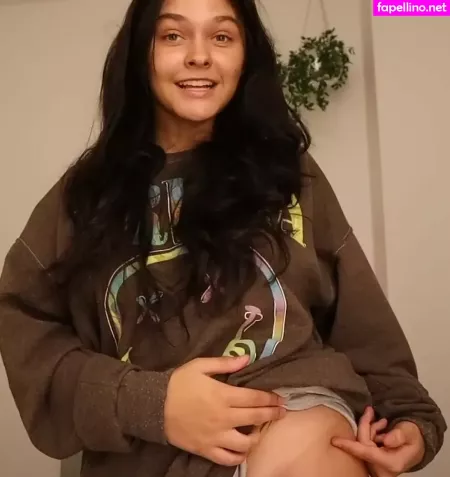 Emma Marie OnlyFans Thumbnail #1rRUnC9vYy