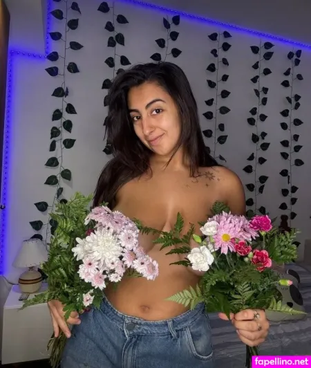 Emma Montero OnlyFans Thumbnail #T1jANj1r6n