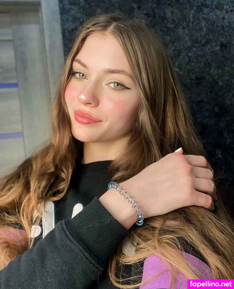 emma.more, emma_more Nude Leaked OnlyFans Photo #mynXumN95W