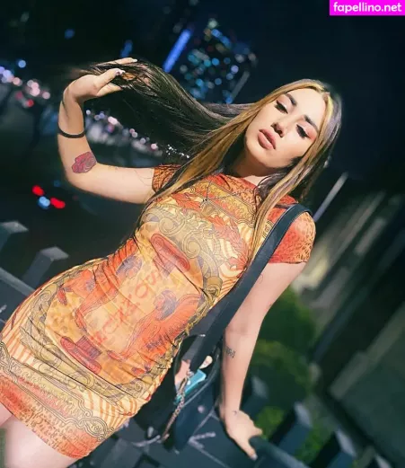 Emma Navarro OnlyFans Thumbnail #oS4Q8M4dZ9