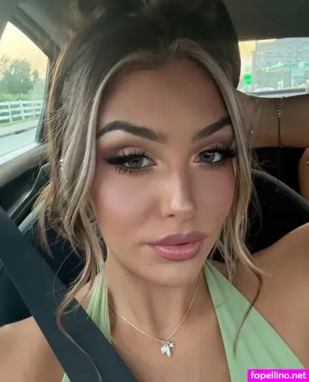 Emma Nova OnlyFans Thumbnail #vAtCuezen0