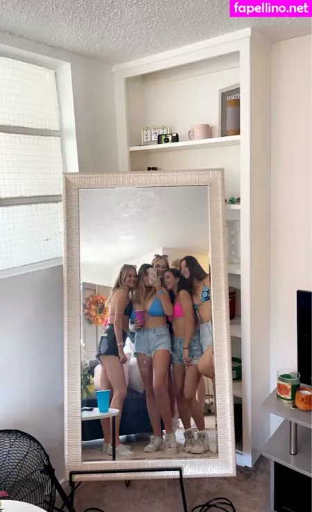 Emma R B OnlyFans Thumbnail #r1Ug8cSOWh