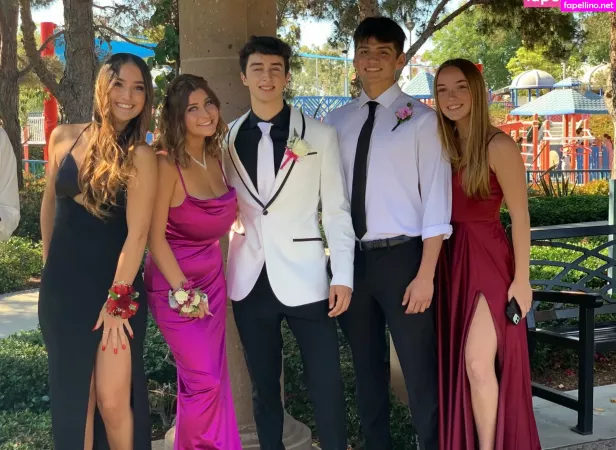 Emma R B OnlyFans Thumbnail #rqK3TTuxw7