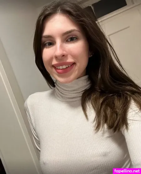 Emma Richter OnlyFans Thumbnail #WEsDQNgNBa