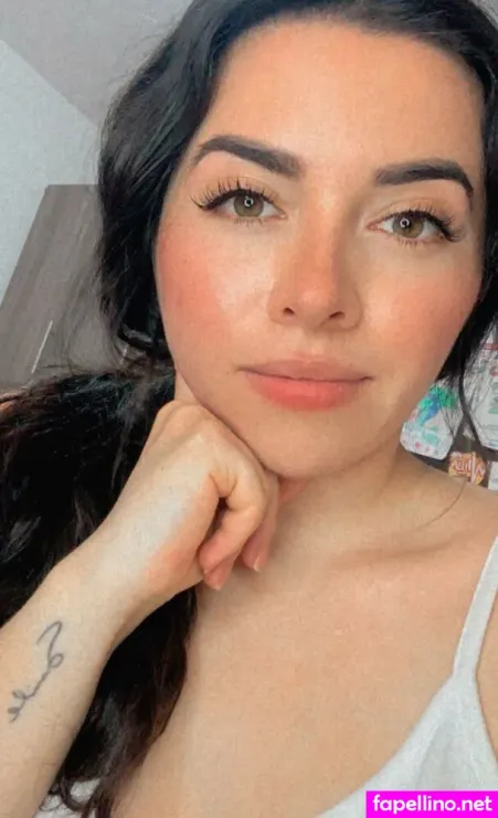 Emma Roa OnlyFans Thumbnail #D6NceL7DiJ