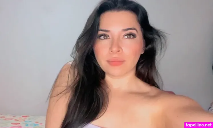 Emma Roa Main Profile Photo