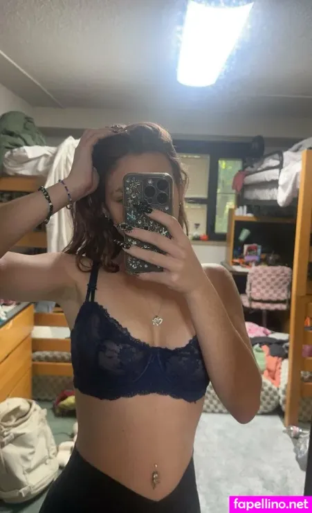 Emma Rose06 OnlyFans Thumbnail #T4DtAY7lKn