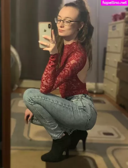 Emma Rouge OnlyFans Thumbnail #MOA09dAZhY