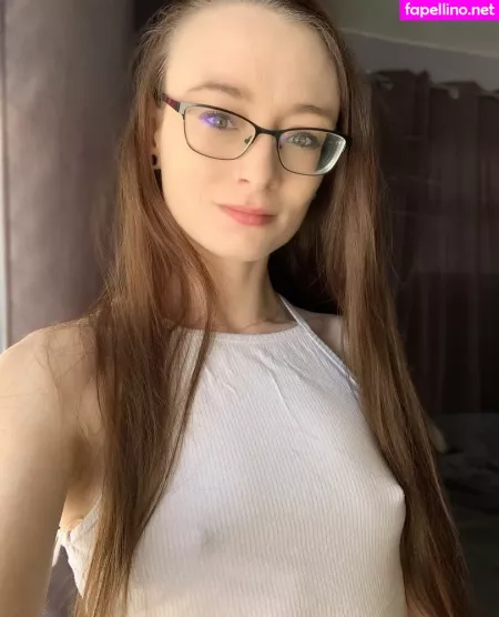 Emma Rouge OnlyFans Thumbnail #xtyS6bXC03