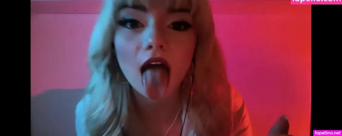 Emma S Myspace OnlyFans Thumbnail #2xIE5SC4RD