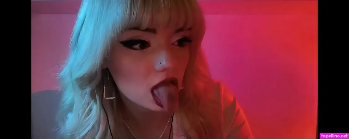 Emma S Myspace OnlyFans Thumbnail #5GxfZu39ZA