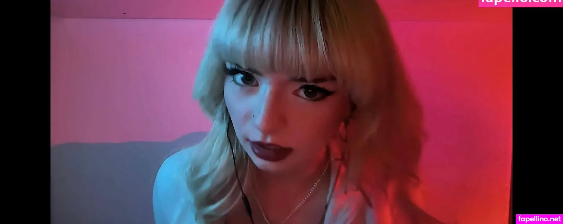 emmaouille, emmas.world, emmasmyspace Nude Leaked OnlyFans Photo #GlZyGXktJU