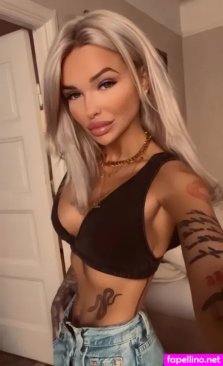 Emma Sandell Main Profile Photo