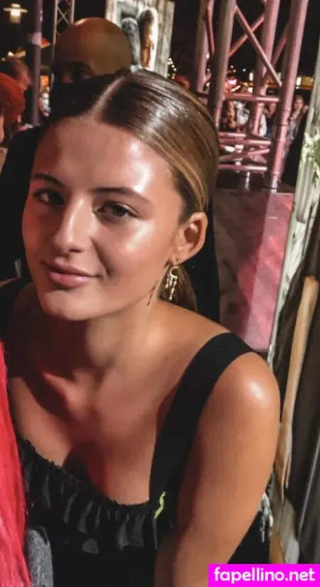 Emma Schweiger OnlyFans Thumbnail #JOAZCnAMFI