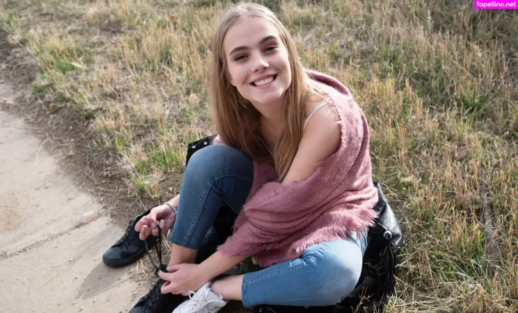 Emma Skau OnlyFans Thumbnail #Hj60XgSykA