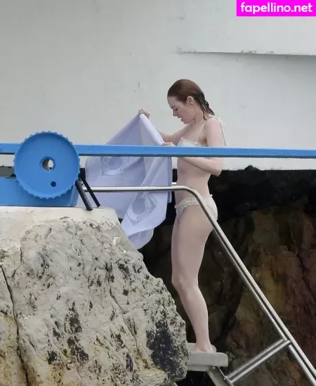 Emma Stone OnlyFans Thumbnail #AqkjEcl4Tv