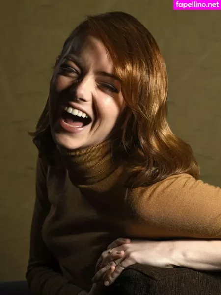 Emma Stone OnlyFans Thumbnail #L7qSxVZtVy