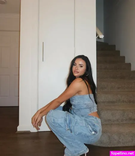 Emma Surrich OnlyFans Thumbnail #QRxrbAp1aj