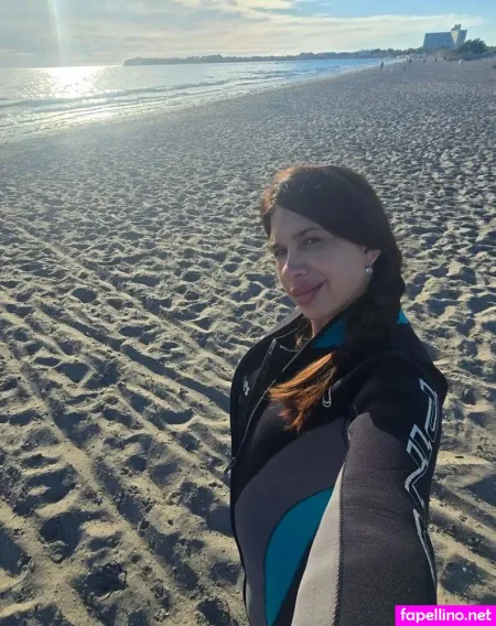 Emma Thicklips OnlyFans Thumbnail #Jnts4J7WH1