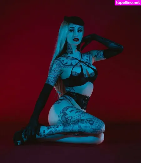 Emma Vauxdevil OnlyFans Thumbnail #0NwpIzgaaC