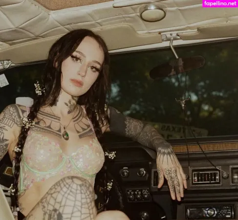 Emma Vauxdevil OnlyFans Thumbnail #BjkCjPPk9W