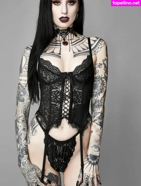 Emma Vauxdevil OnlyFans Thumbnail #egLkQeyB0W