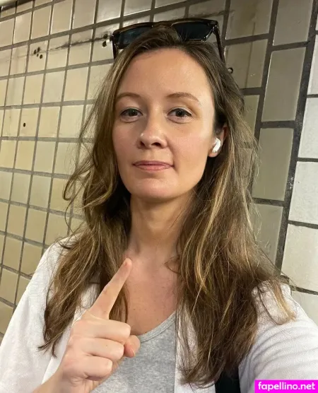 Emma Vigeland OnlyFans Thumbnail #N0ybUxKhj9