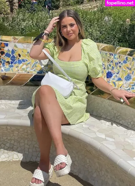 Emma W OnlyFans Thumbnail #0mkloMXhMr