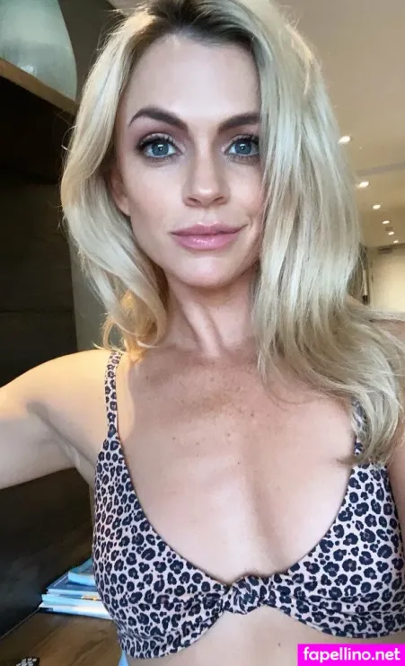 Emma Walsh OnlyFans Thumbnail #5zS62uTf98