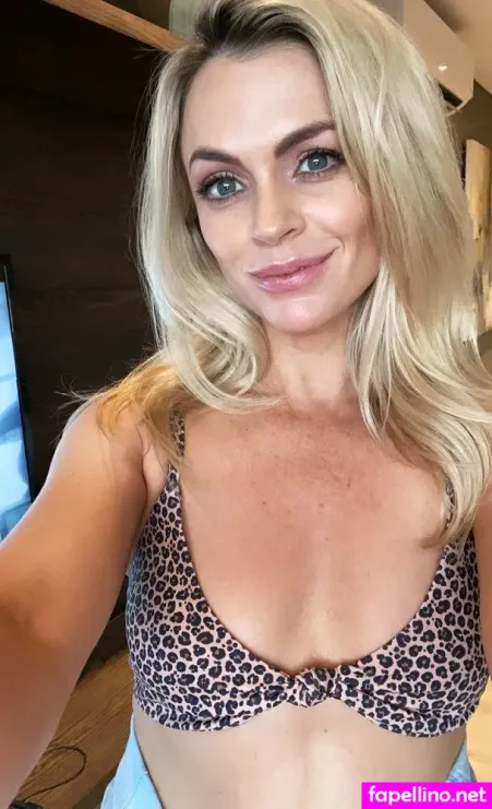 Emma Walsh OnlyFans Thumbnail #y4JefFCOlf