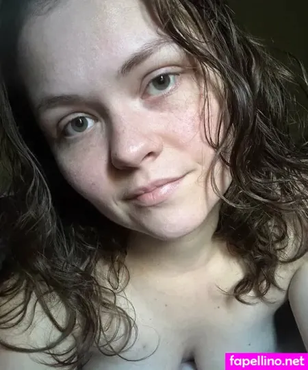 Emma Wells OnlyFans Thumbnail #OEOV2ZrhgV