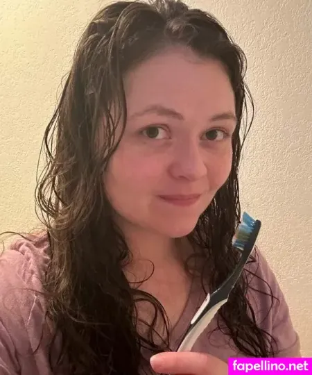 Emma Wells OnlyFans Thumbnail #l7frIWG0fc