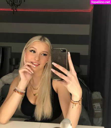 Emma Welyki OnlyFans Thumbnail #5CLbDnMzyk