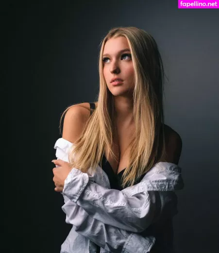 Emma Welyki OnlyFans Thumbnail #AZEszU9RIO