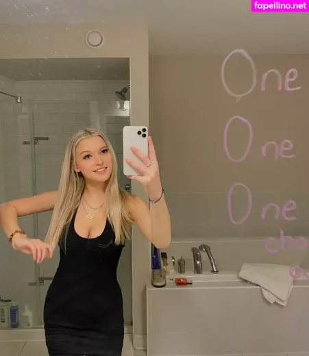 Emma Welyki OnlyFans Thumbnail #JsFBySWztt