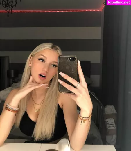 Emma Welyki OnlyFans Thumbnail #KkxV4WjTAH