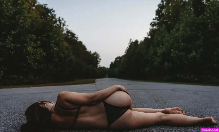Emma Xxxhibition OnlyFans Thumbnail #diMxjTayAd