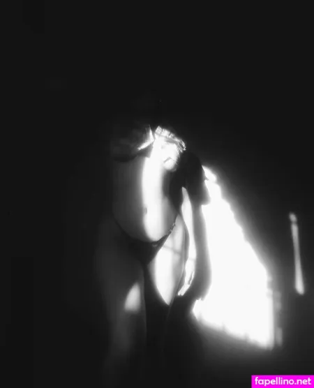 Emmaa Of OnlyFans Thumbnail #Pu7Z3V7RD4