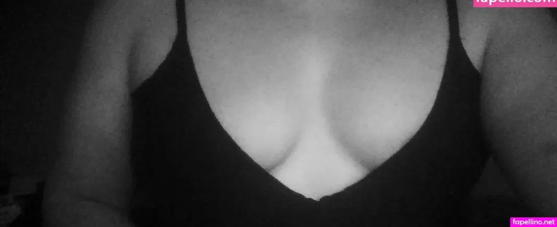 Emmaacd OnlyFans Thumbnail #Qg7y5i79lb