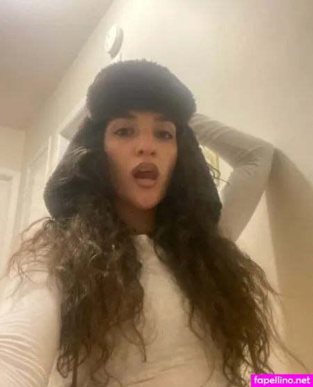 Emmaagassi OnlyFans Thumbnail #VEmQtVTE9l