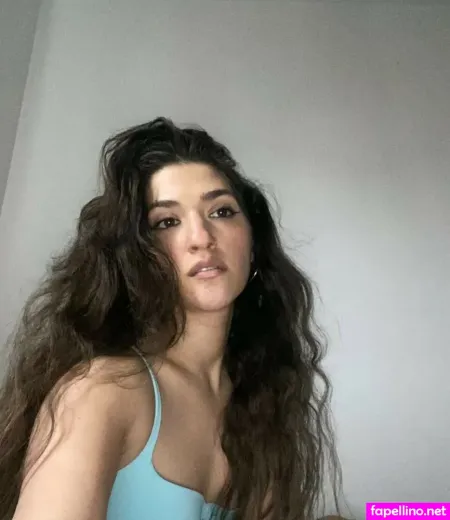 Emmaagassi OnlyFans Thumbnail #VcH6xiJRpE