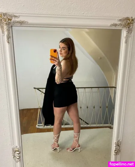 Emmaahall5 OnlyFans Thumbnail #vZIixZ6SgY