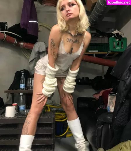 Emmaazzww OnlyFans Thumbnail #yMqQ9405jm