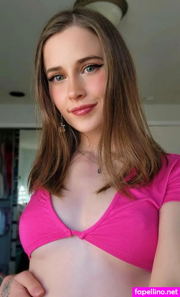 ebarmby, emmabarbiex, emmabarbyy Nude Leaked OnlyFans Photo #U8KBV6wa0C