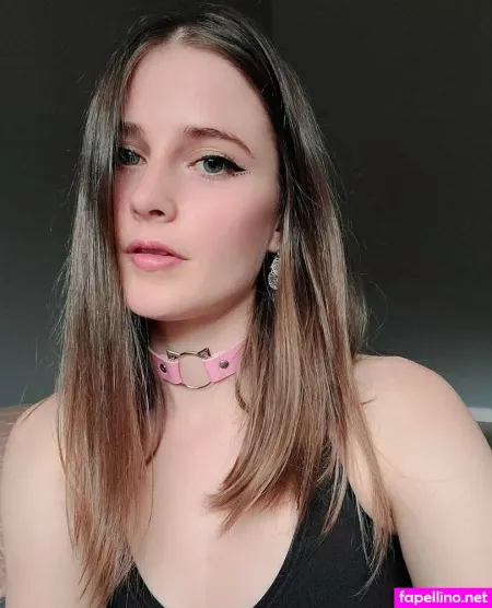 Emmabarbyy OnlyFans Thumbnail #ufeuvlZZ0U